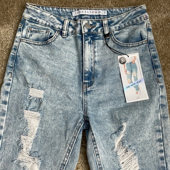 High Rise! 😊 - Picture 2 of 5